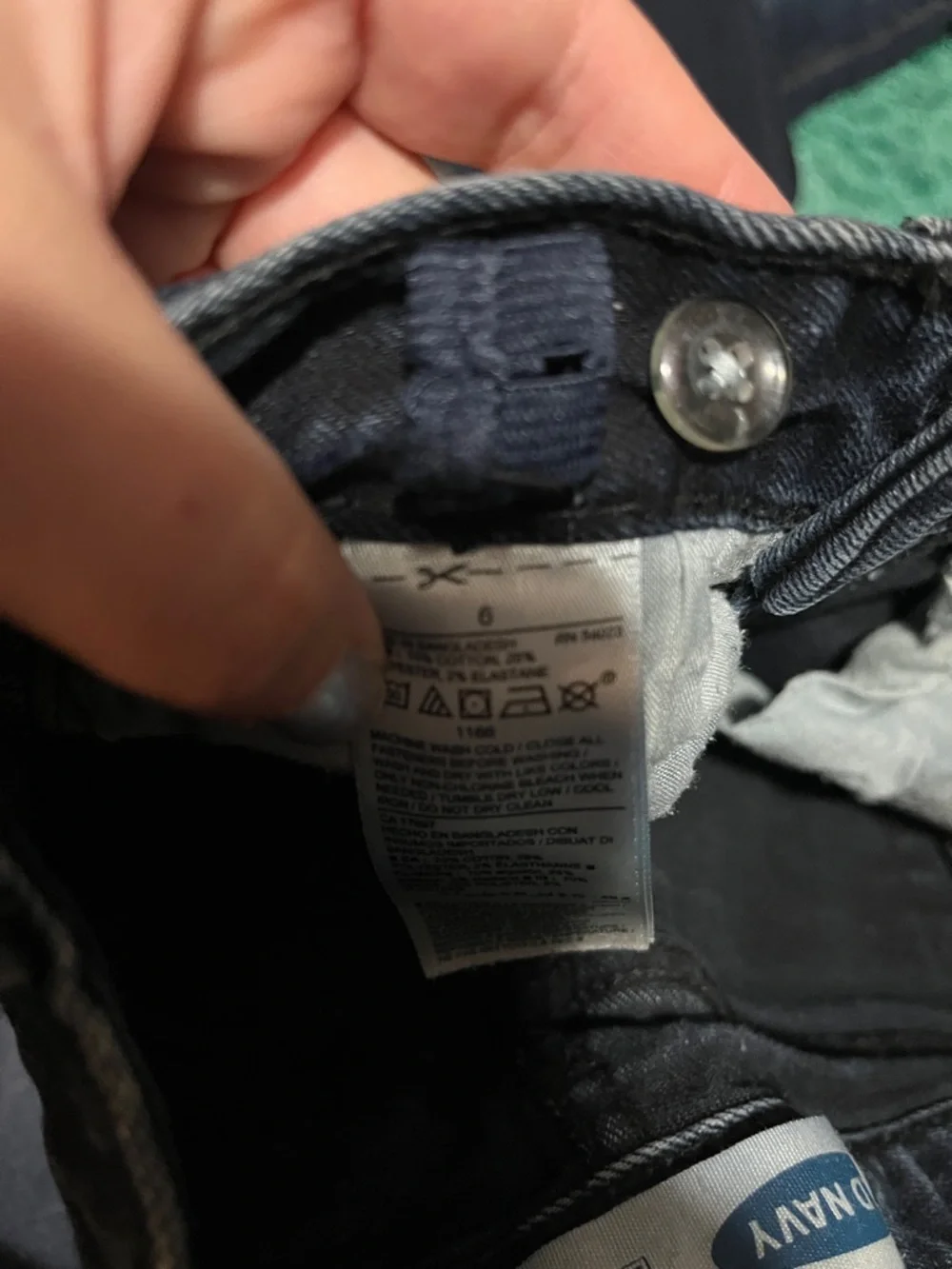 Old Navy Dark Blue Relaxed Slim Kids' Jeans - Picture 3 of 6
